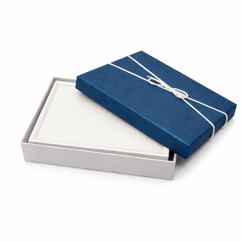 Gift-ready box for custom pet cat lithophane memorial artwork